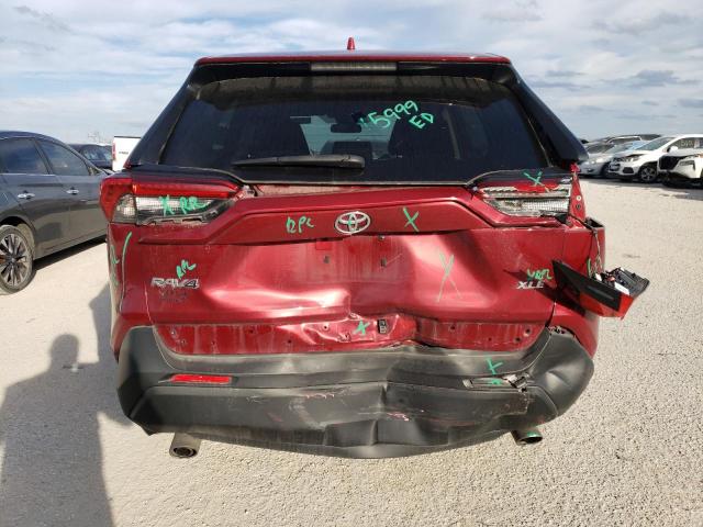 2T3W1RFV1MW155947 - 2021 TOYOTA RAV4 XLE RED photo 6