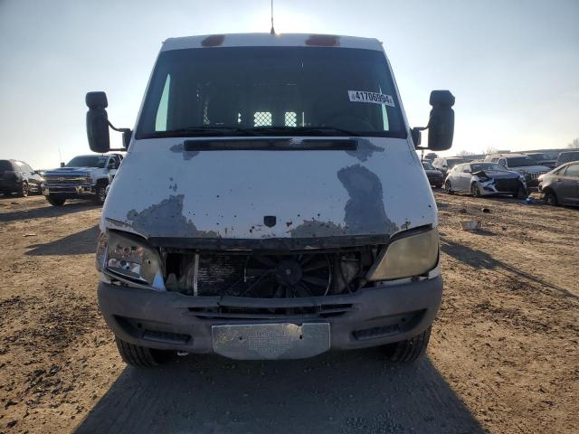 WD0PD644965901387 - 2006 DODGE SPRINTER 2500 WHITE photo 5