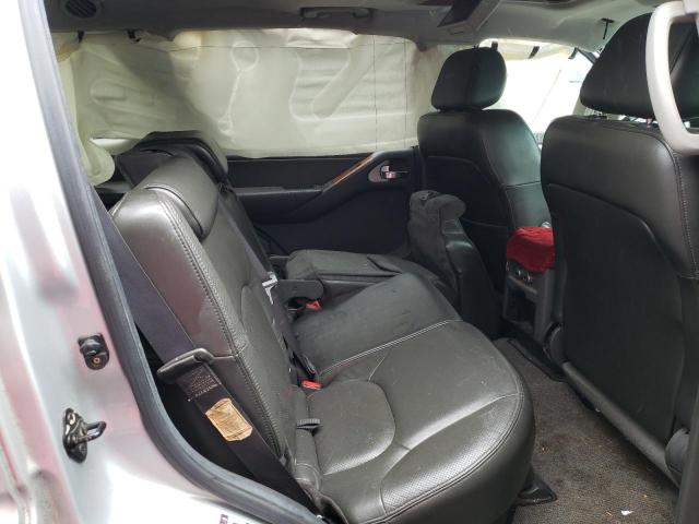 5N1AR18W85C704134 - 2005 NISSAN PATHFINDER LE 银色 照片 11