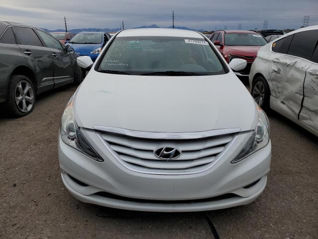 5NPEB4AC1BH003429 - 2011 HYUNDAI SONATA GLS WHITE photo 5