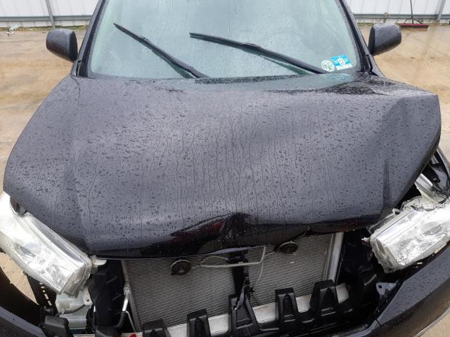 5TDBK3EH4DS262500 - 2013 TOYOTA HIGHLANDER BASE أسود صورة 12