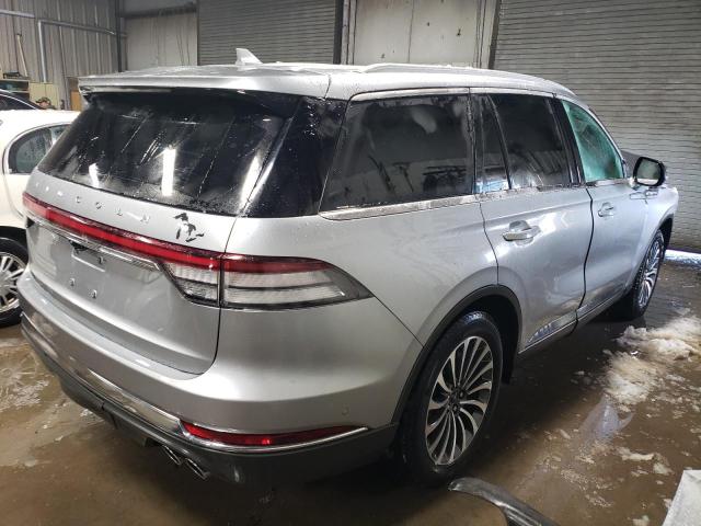 5LM5J7XC7LGL19556 - 2020 LINCOLN AVIATOR RESERVE SILVER photo 3