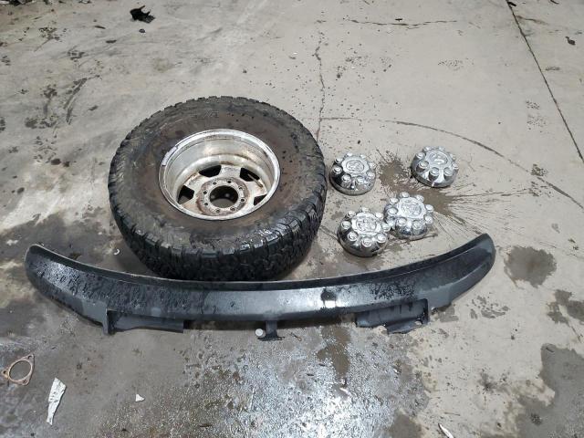 3C6UR5DL4JG237863 - 2018 RAM 2500 SLT GRAY photo 12