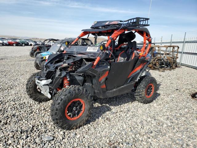 3JBPDAR29GJ002855 - 2016 CAN-AM MAVERICK 1000R TURBO BLACK photo 2