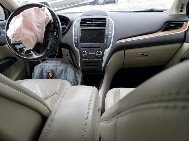 5LMCJ2C93HUL16716 - 2017 LINCOLN MKC SELECT Սպիտակ լուսանկար 8