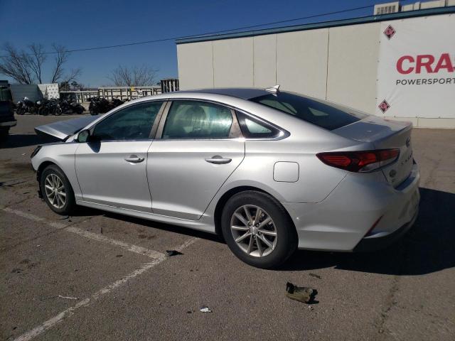 5NPE24AF5JH658962 - 2018 HYUNDAI SONATA SE GRAY photo 2