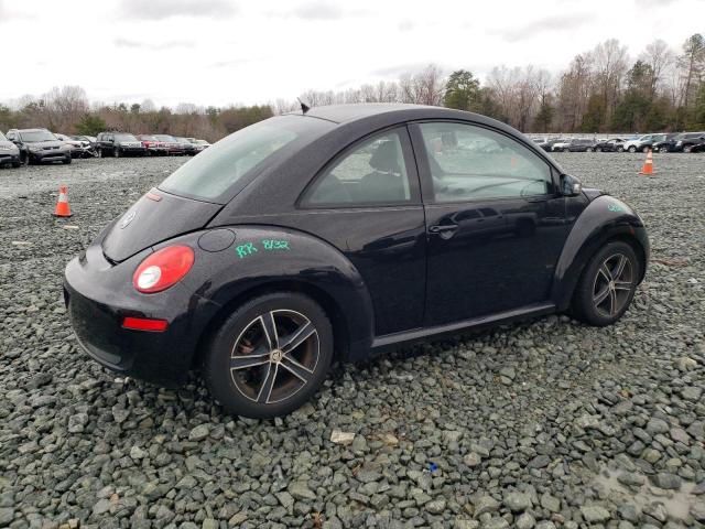 3VWPG3AG2AM019703 - 2010 VOLKSWAGEN NEW BEETLE BLACK photo 3