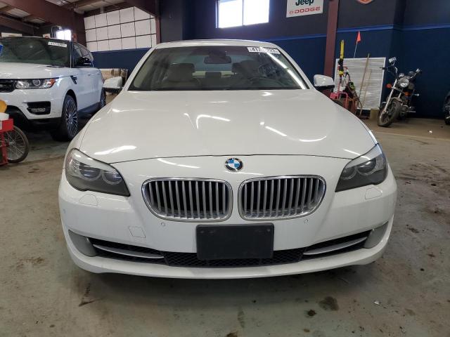 WBAFR9C55BC599360 - 2011 BMW 550 I WHITE photo 5