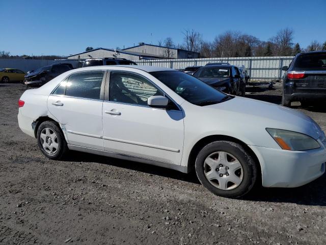 1HGCM56405A047301 - 2005 HONDA ACCORD LX WHITE photo 4