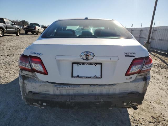 4T1BF3EK1BU713211 - 2011 TOYOTA CAMRY BASE WHITE photo 6