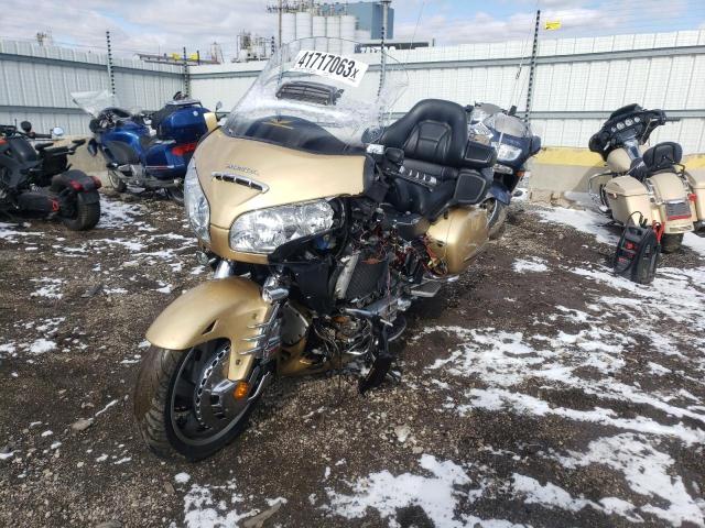 1HFSC47H36A505865 - 2006 HONDA GL1800 GOLD photo 2