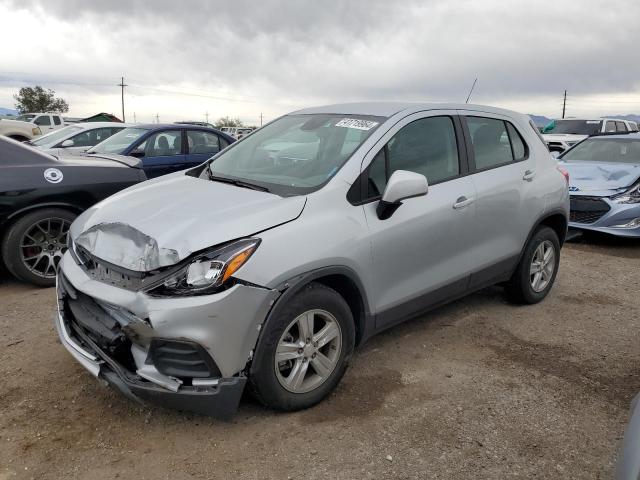 3GNCJKSB3LL323624 - 2020 CHEVROLET TRAX LS SILVER photo 1