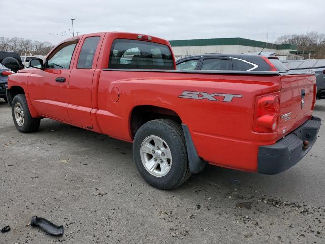 1D7HW32K58S554139 - 2008 DODGE DAKOTA SXT RED photo 2