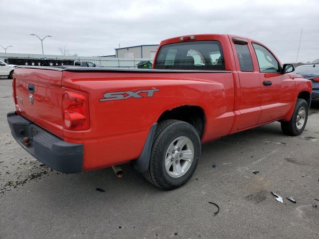 1D7HW32K58S554139 - 2008 DODGE DAKOTA SXT RED photo 3