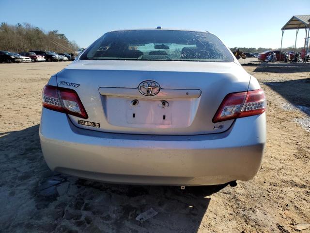 4T1BF3EKXBU657298 - 2011 TOYOTA CAMRY BASE SILVER photo 6