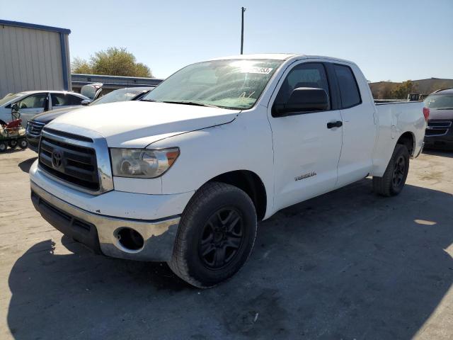 5TFRM5F13BX022447 - 2011 TOYOTA TUNDRA DOUBLE CAB SR5 WHITE photo 1