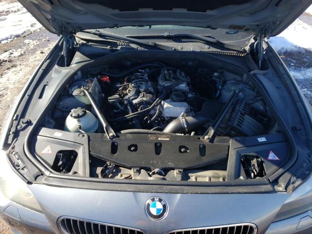 WBAXH5C58CDW06779 - 2012 BMW 528 XI SILVER photo 11