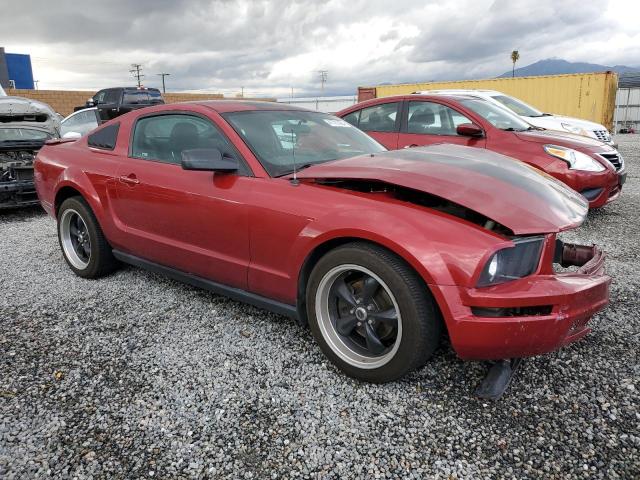 1ZVHT80N285139630 - 2008 FORD MUSTANG RED photo 4