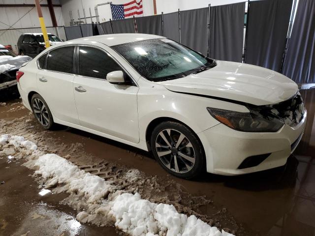 1N4AL3AP9GC267905 - 2016 NISSAN ALTIMA 2.5 WHITE photo 4