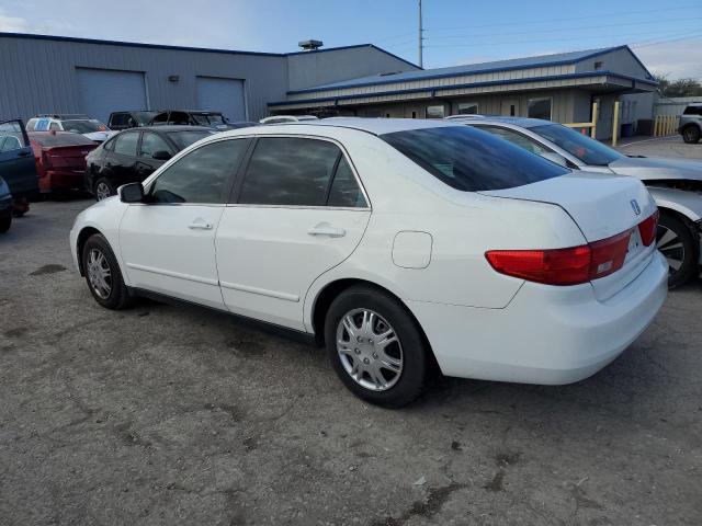 1HGCM56415A049297 - 2005 HONDA ACCORD LX WHITE photo 2