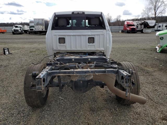 3C63R3JL0KG550446 - 2019 RAM 3500 LARAMIE WHITE photo 10