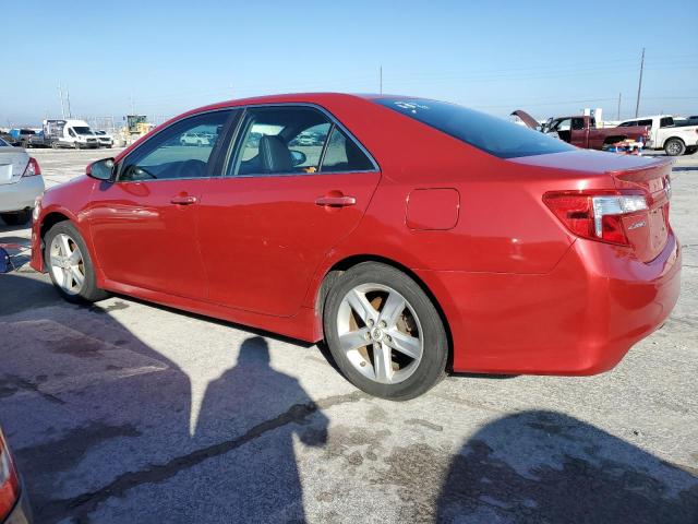 4T1BF1FK9CU596496 - 2012 TOYOTA CAMRY BASE RED photo 2