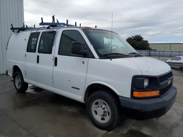 1GCGG25V161185138 - 2006 CHEVROLET EXPRESS G2 WHITE photo 4