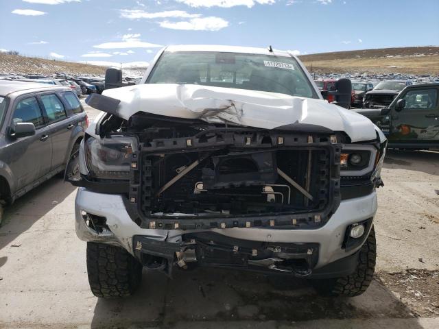 1GT120E8XFF173480 - 2015 GMC SIERRA K2500 DENALI SILVER photo 5