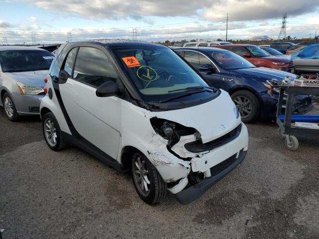 WMEEJ31X39K269158 - 2009 SMART FORTWO PURE WHITE photo 4