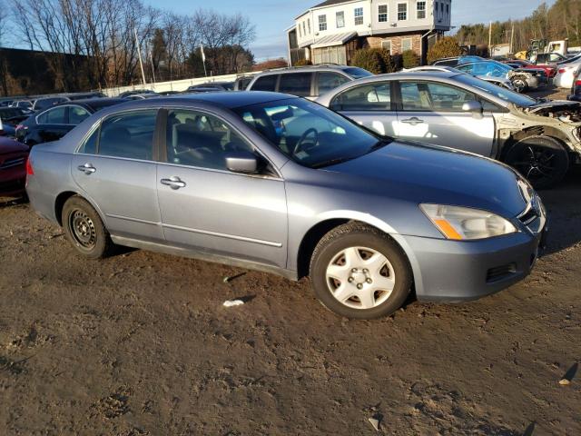 1HGCM56407A011806 - 2007 HONDA ACCORD LX GRAY photo 4