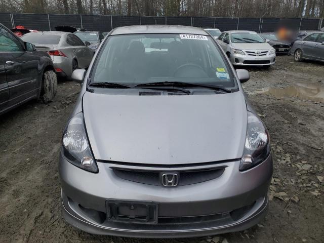 JHMGD37638S002872 - 2008 HONDA FIT SPORT SILVER photo 5