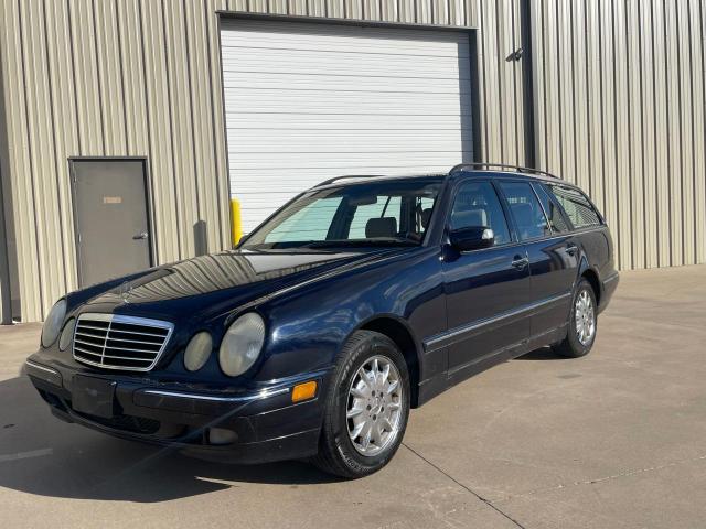 WDBJH65J01B374646 - 2001 MERCEDES-BENZ E 320 BLUE photo 2