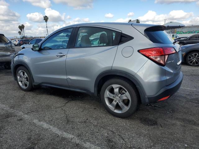 3CZRU5H33JG703123 - 2018 HONDA HR-V LX SILVER photo 2