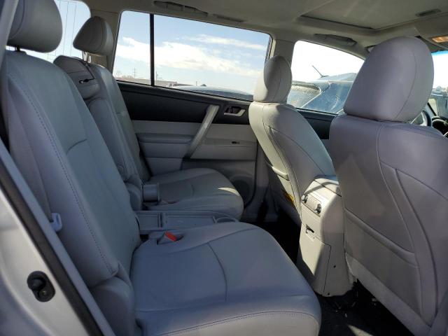 5TDBK3EH8DS181466 - 2013 TOYOTA HIGHLANDER BASE Күміс фото 10