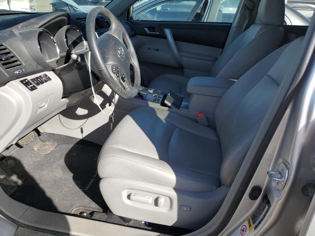 5TDBK3EH8DS181466 - 2013 TOYOTA HIGHLANDER BASE Күміс фото 7
