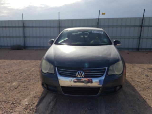 WVWFA71F78V023518 - 2008 VOLKSWAGEN EOS LUX 灰色 照片 5