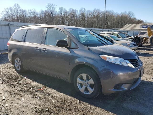 5TDKK3DC2DS385296 - 2013 TOYOTA SIENNA LE GRAY photo 4