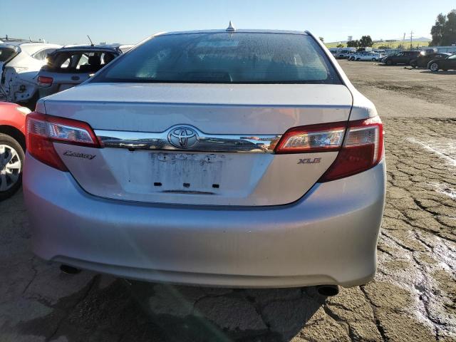 4T1BK1FK5CU516896 - 2012 TOYOTA CAMRY SE SILVER photo 6