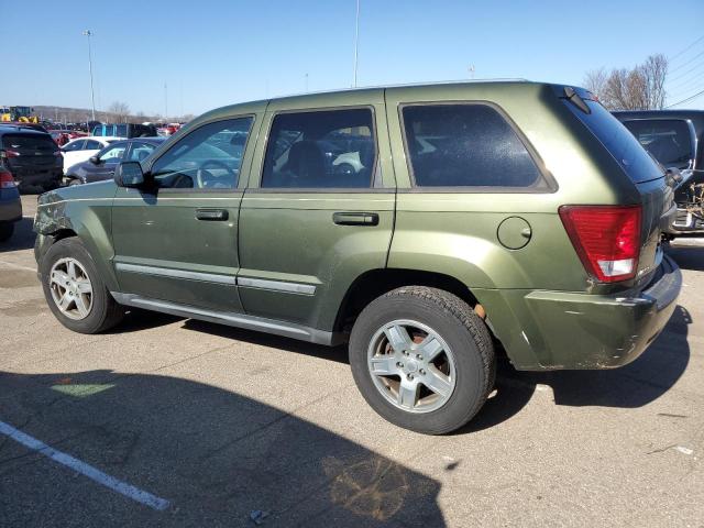 1J8GS48K77C680485 - 2007 JEEP GRAND CHER LAREDO GREEN photo 2