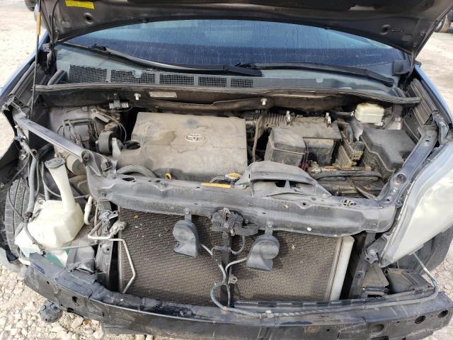 5TDYK3DC6FS635247 - 2015 TOYOTA SIENNA XLE GRAY photo 12