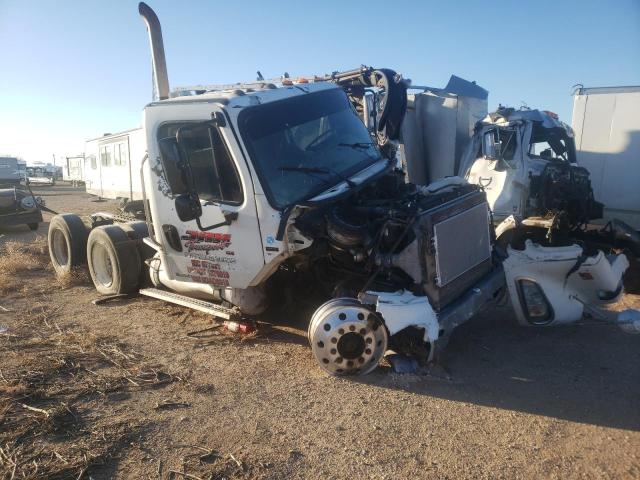 1FUJC5CV89DAD8315 - 2009 FREIGHTLINER M2 112 MEDIUM DUTY WHITE photo 1