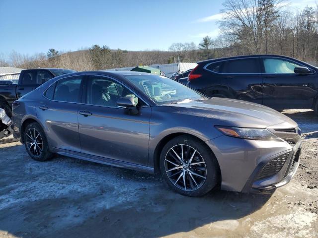 4T1G11AK9RU194692 - 2024 TOYOTA CAMRY SE NIGHT SHADE GRAY photo 4