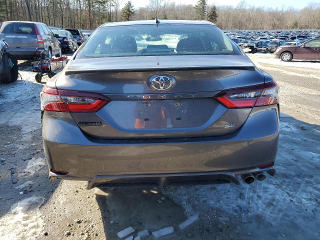 4T1G11AK9RU194692 - 2024 TOYOTA CAMRY SE NIGHT SHADE GRAY photo 6