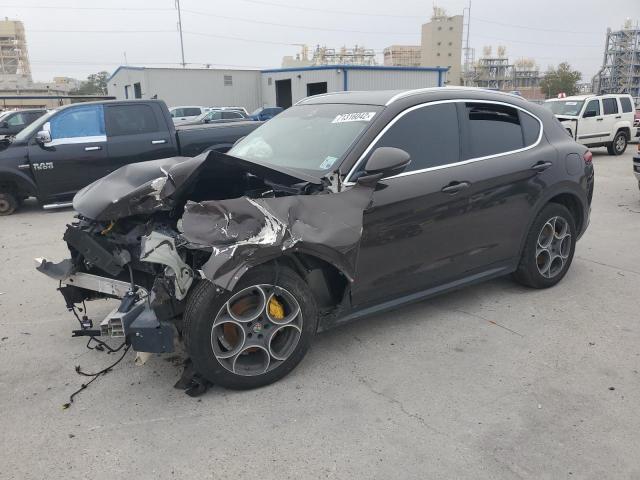 ZASFAKBN7J7B80184 - 2018 ALFA ROMEO STELVIO TI BROWN photo 1