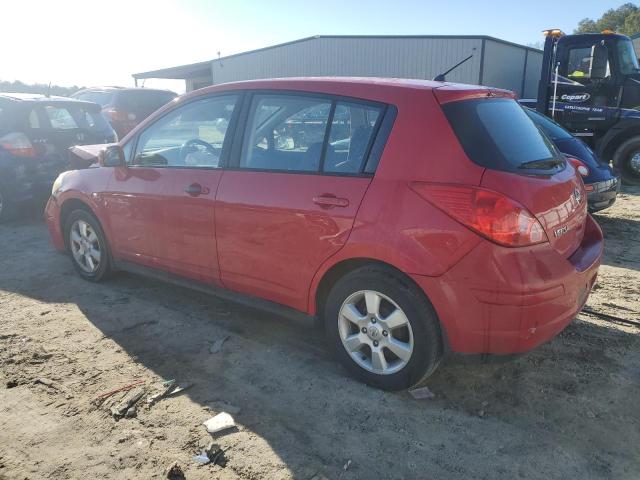 3N1BC13E99L352574 - 2009 NISSAN VERSA S RED photo 2