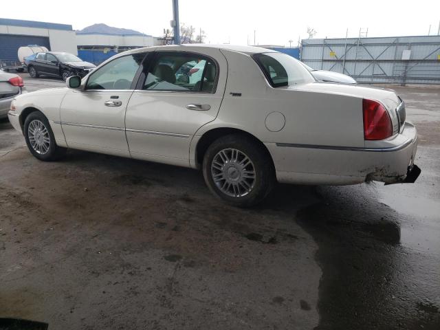 1LNHM82V67Y604044 - 2007 LINCOLN TOWN CAR SIGNATURE LIMITED WHITE photo 2