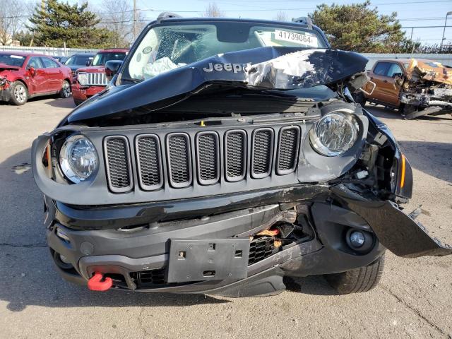 ZACCJBCT0FPB66839 - 2015 JEEP RENEGADE TRAILHAWK BLACK photo 5