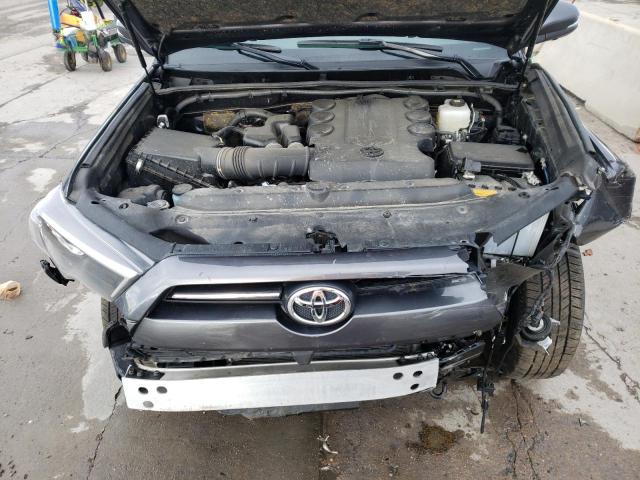 JTENU5JR4P6139278 - 2023 TOYOTA 4RUNNER SE GRAY photo 12