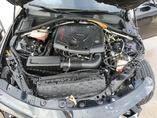 ZARFAEDN7H7550251 - 2017 ALFA ROMEO GIULIA Q4 BLACK photo 11