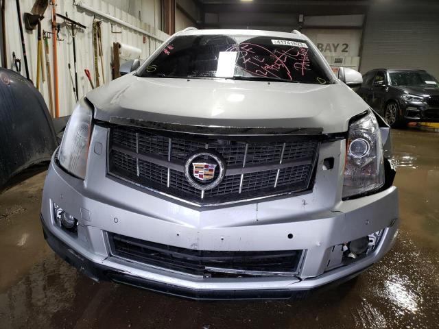 3GYFNBEY1AS539799 - 2010 CADILLAC SRX PERFORMANCE COLLECTION SILVER photo 5